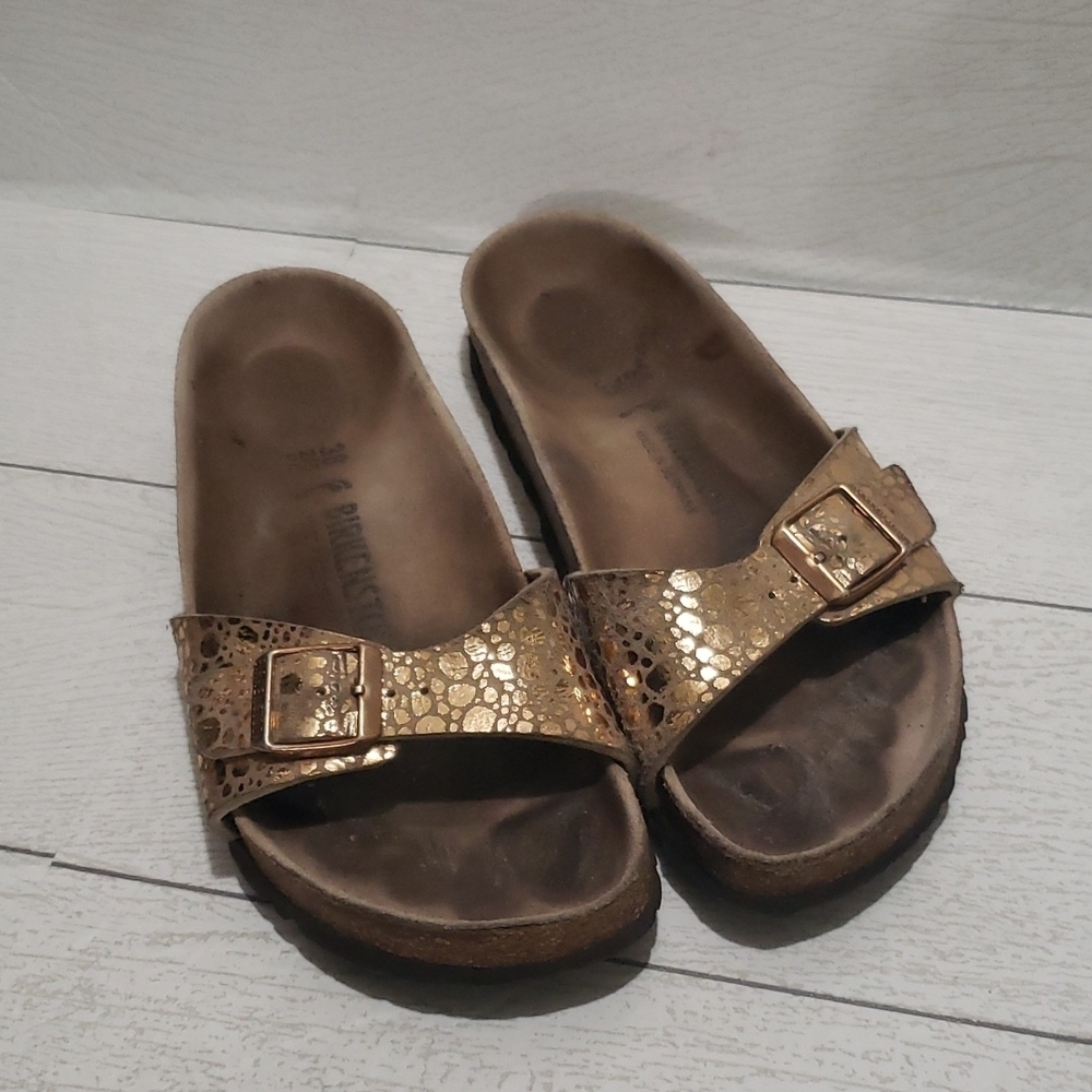 Birkenstock 38 gold rose metallic slide sandals